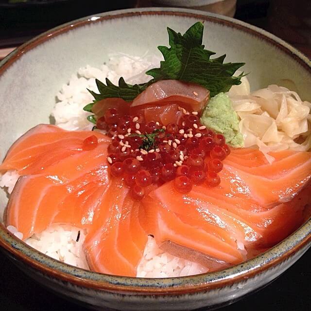 Sake Ikura Don Bowl